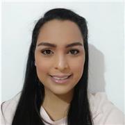 Profesora de matemáticas básica para estudiantes de primaria